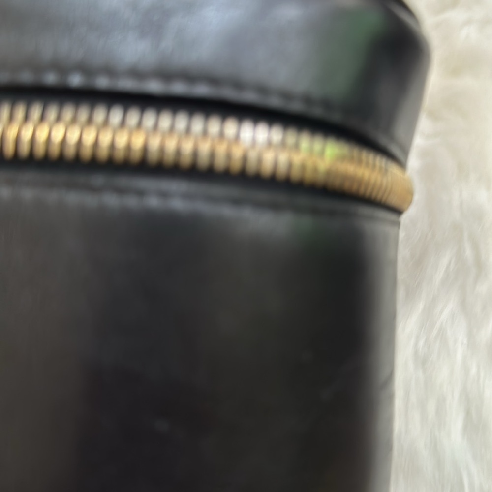 Chanel cosmetic case - Picture 4 of 16